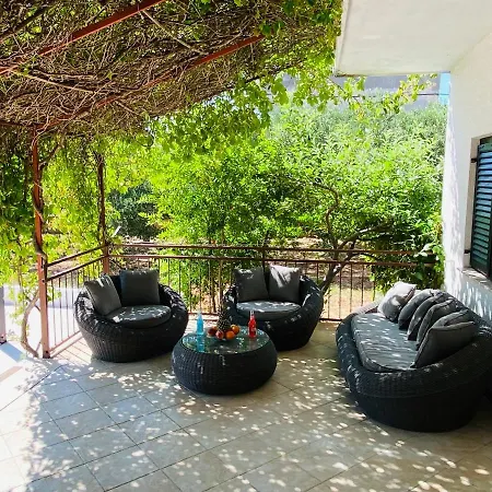 Marija - Dive Into Your Holiday Dreams Villa Pirovac